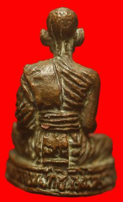ภาพที่ 2 รูปหล่อพระครูสีลวุฒิคุณ  วัดหนองผักชีเหนือ หนองแค สระบุรี